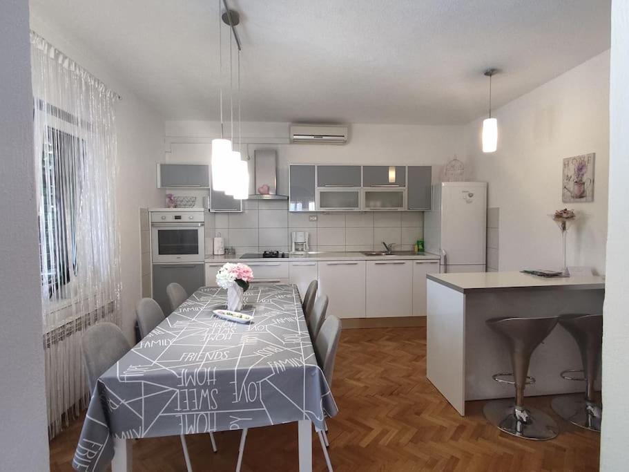 Apartman Toni, Gata Appartement Buitenkant foto