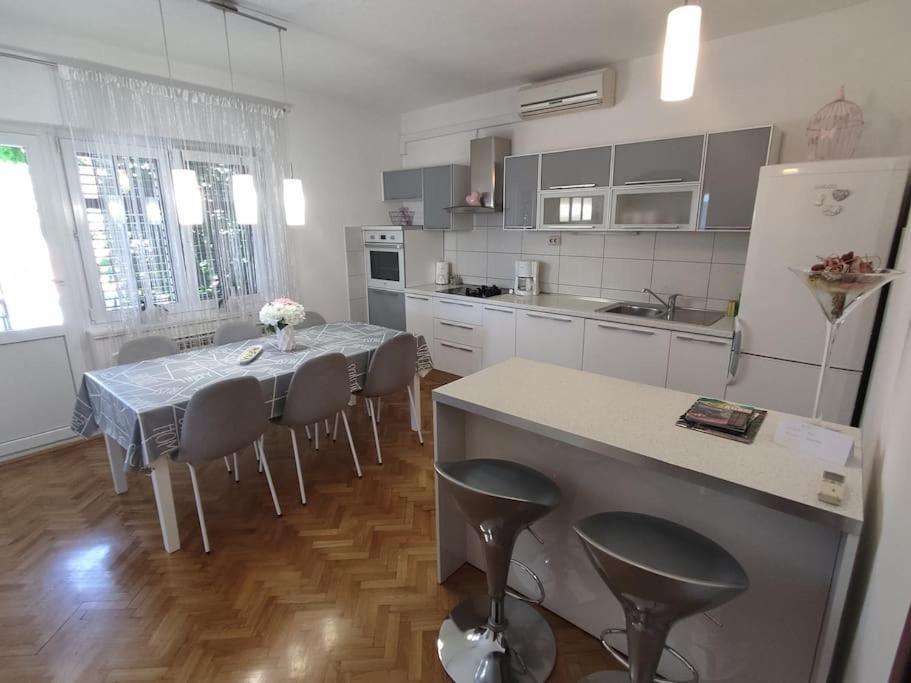 Apartman Toni, Gata Appartement Buitenkant foto